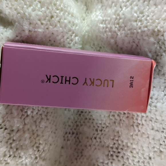 LUCKY CHICK Lip And Cheek Multi Stick in Lucky Days, 8g/0.28oz - Picture 5 of 11